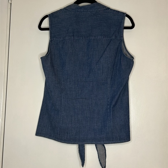 Anne Klein NWOT Women's Denim Cotton Sleeveless Shirt Tie Waist Size Small - Picture 8 of 8